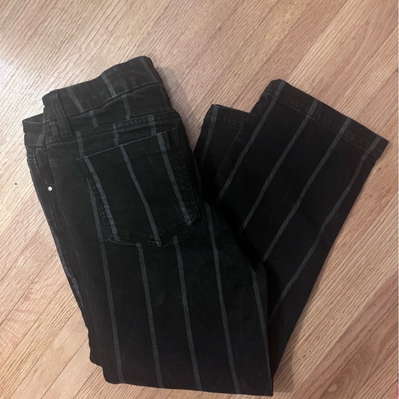 Lulus black cropped pinstriped jeans / 30” / medium / 8 - Picture 6 of 10